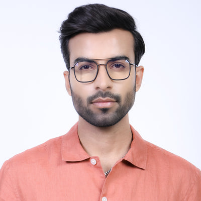 Eyejack Aura Grey & Black Wayfarer Eyeglasses for Men & Women (19004FCL1964-C1)