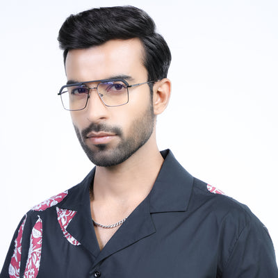 Eyejack Aura Grey & Black Wayfarer Eyeglasses for Men & Women (19005FCL1970-C1)