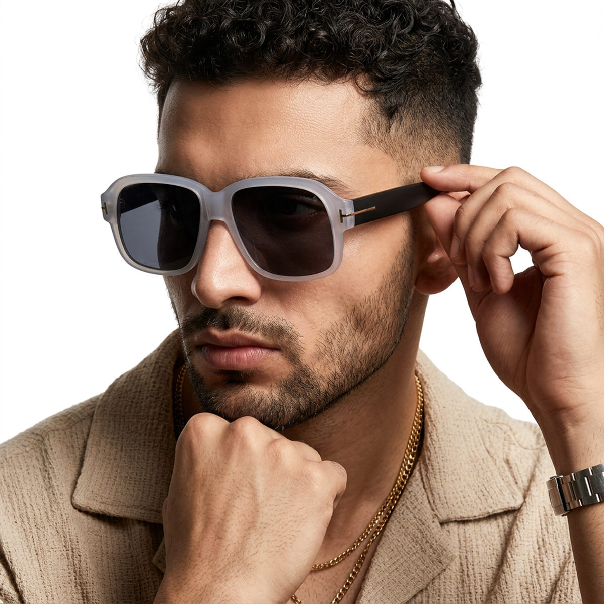 Eyejack Grey Wayfarer Sunglasses for Men & Women (21034CL1061)