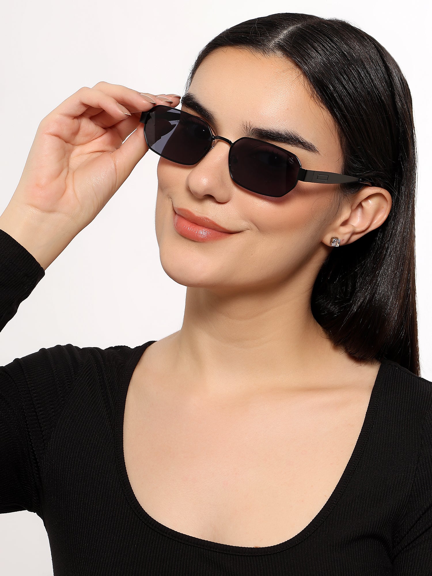 Alpha - Black Rectangle Sunglasses (2320CL2177) – Eyejack Eyewear