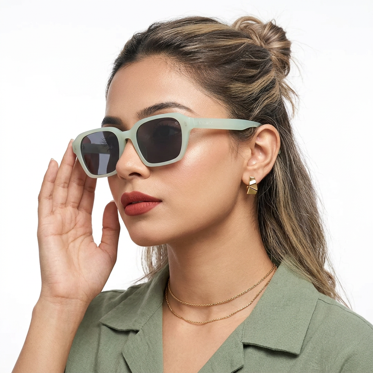 Eyejack Sea Green Square Sunglasses for Men & Women (3740CL1001)