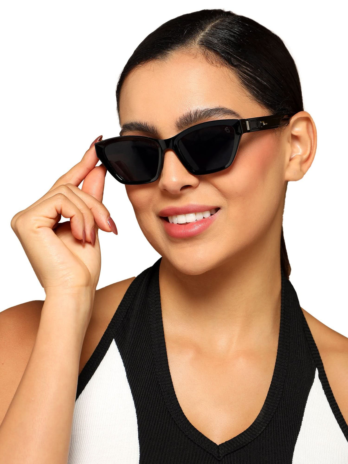 Eyejack Black Cateye Sunglasses for Women (90152CL762)