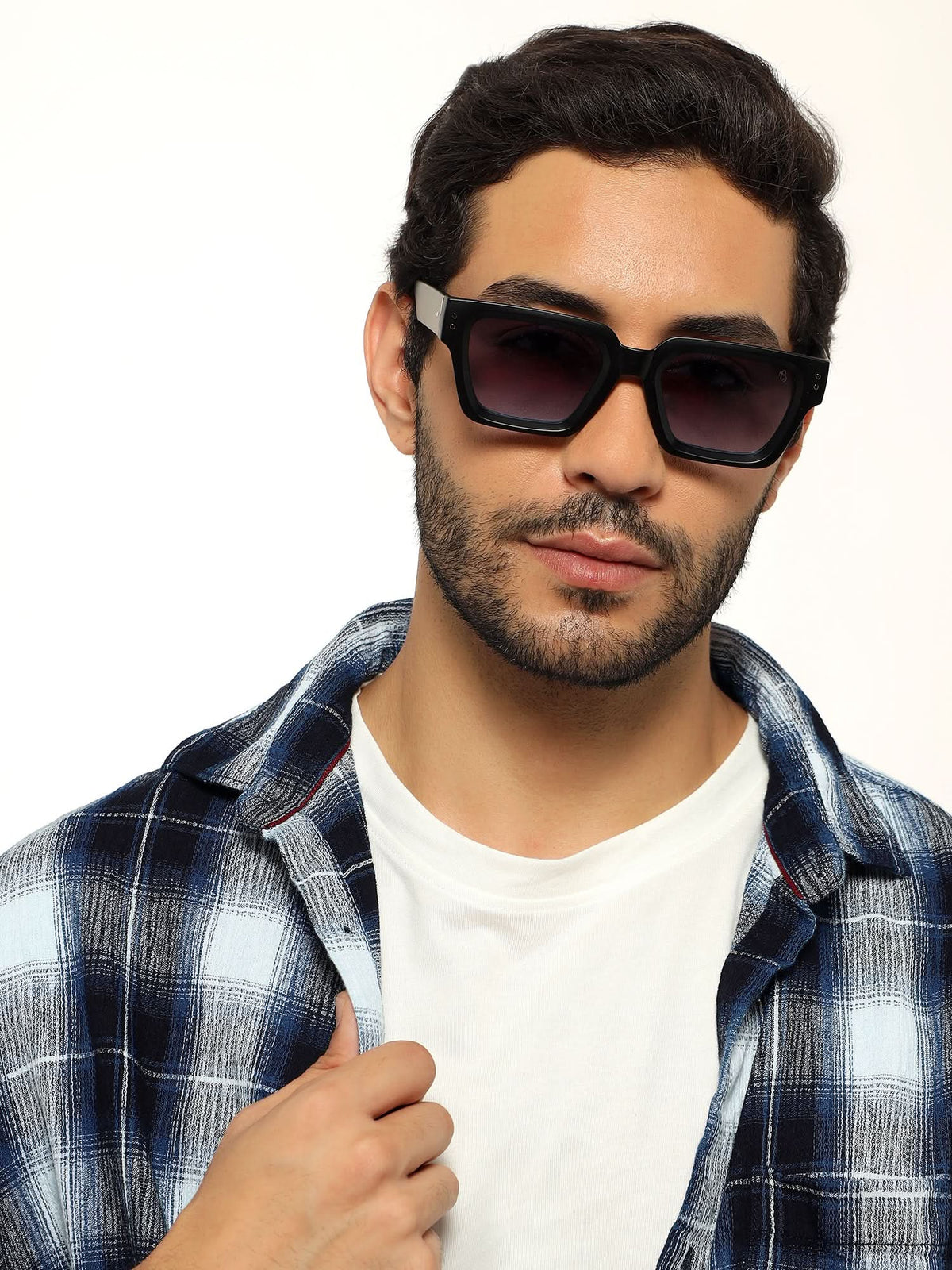 Eyejack Matt Black Square Sunglasses for Men & Women (98170CL1066)