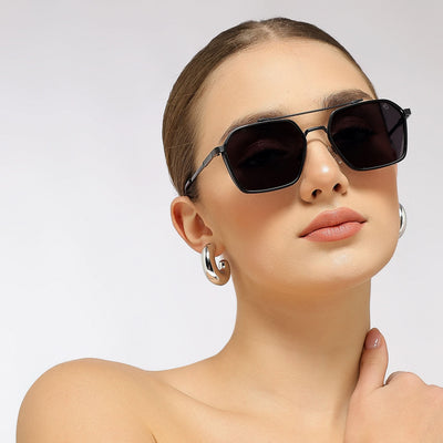 Eyejack Black Square Sunglasses for Men & Women (B80677CL846)