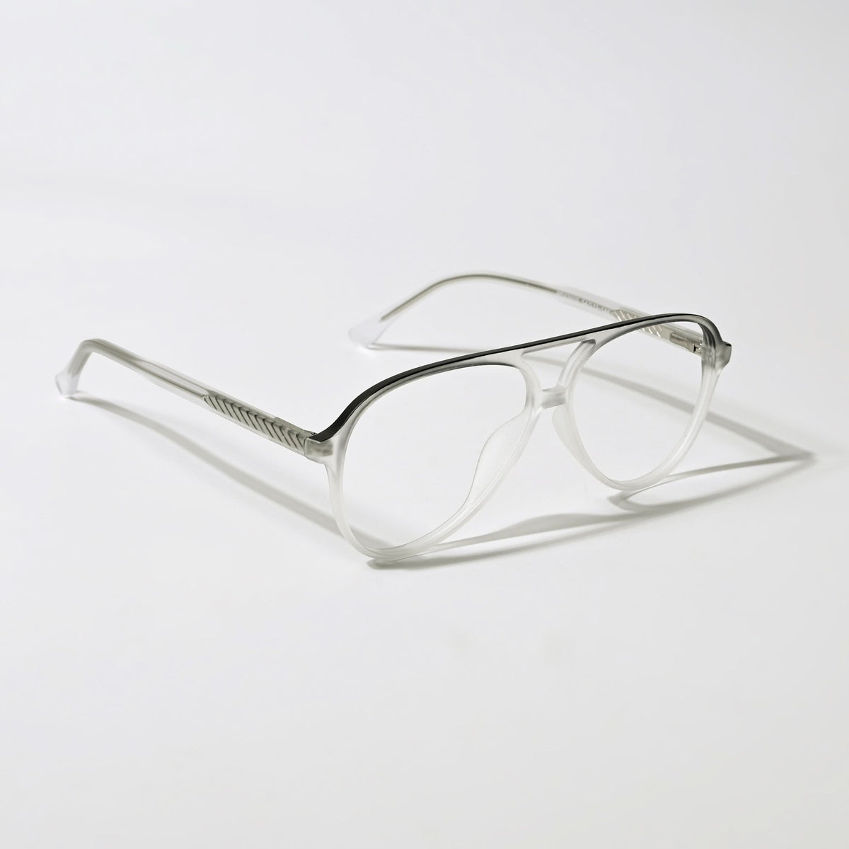Eyejack Swift Matt Transparent & Black Aviator Eyeglasses for Men & Women (MB23005CL160-C1)