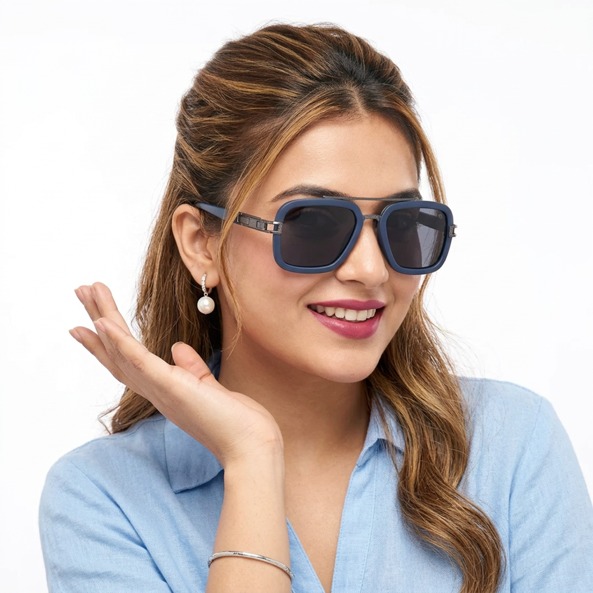Eyejack Blue Wayfarer Polarized Sunglasses for Men & Women (P888PCL2143)