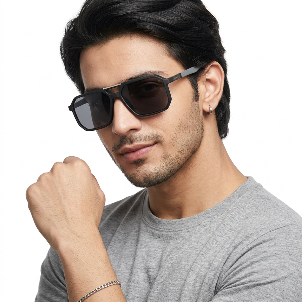 Eyejack Black Wayfarer Polarized Sunglasses for Men & Women (SR012PCL1112)