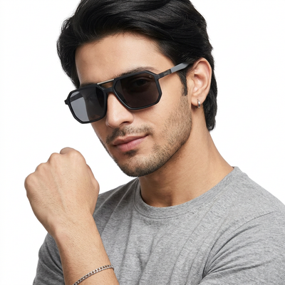 Eyejack Black Wayfarer Polarized Sunglasses for Men & Women (SR012PCL1112)