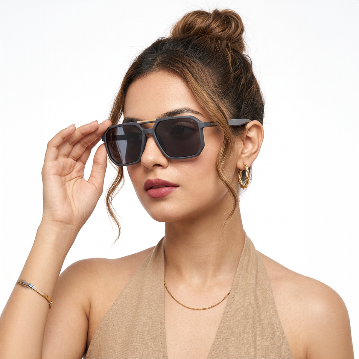 Eyejack Grey Wayfarer Polarized Sunglasses for Men & Women (SR012PCL1113)