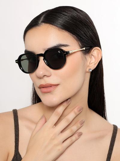 Pearl - Black Wayfarer Sunglasses (W6068CL2216)