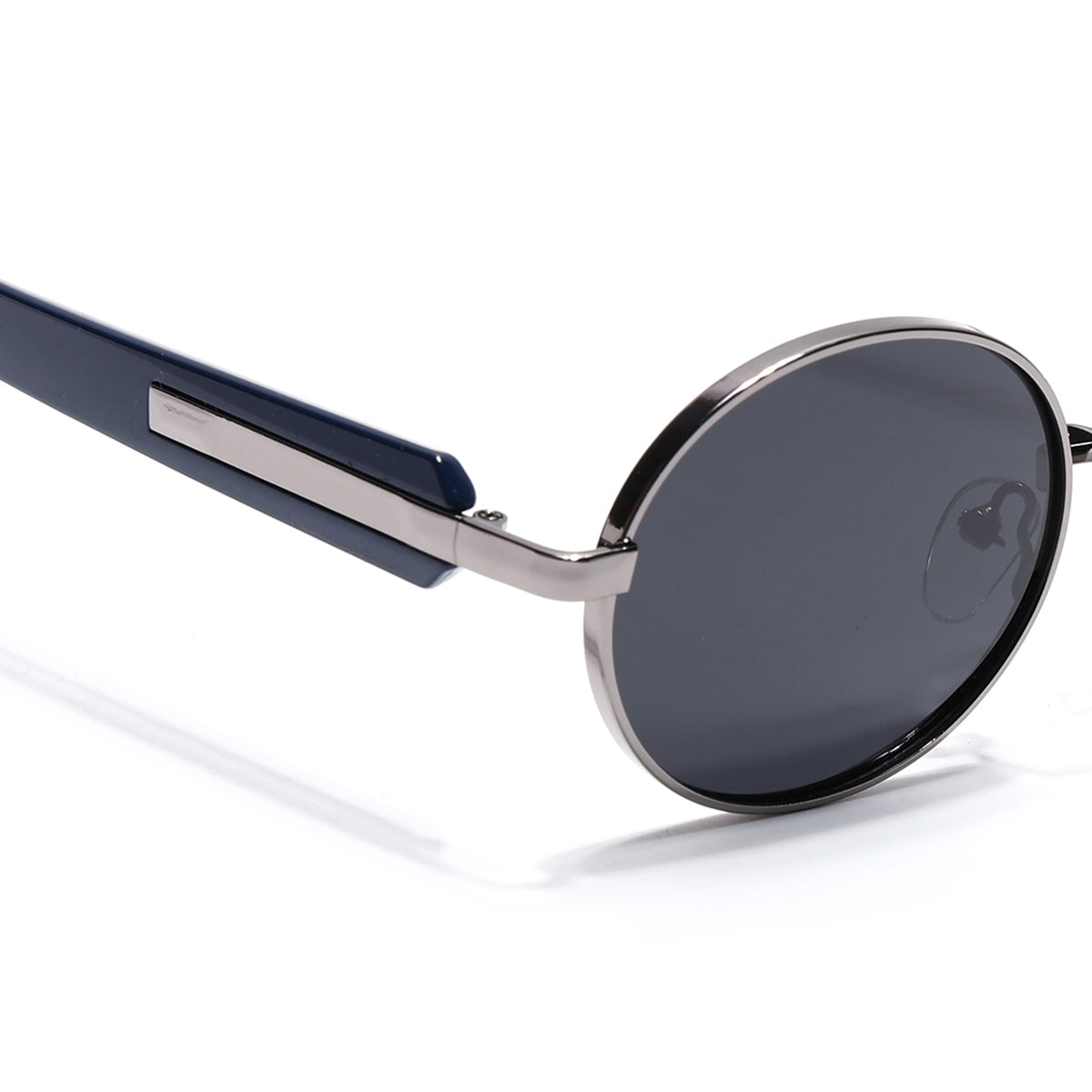 Cruze - Grey Oval Polarized Sunglasses (WU14110PCL2198)