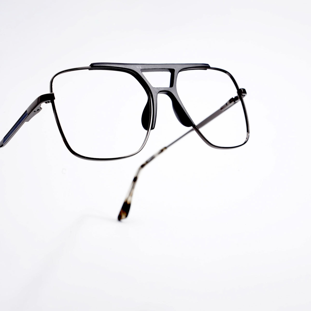 EyeJack DISK Black & Grey Wayfarer Eyeglasses for Men & Women (128610CL222-C4)