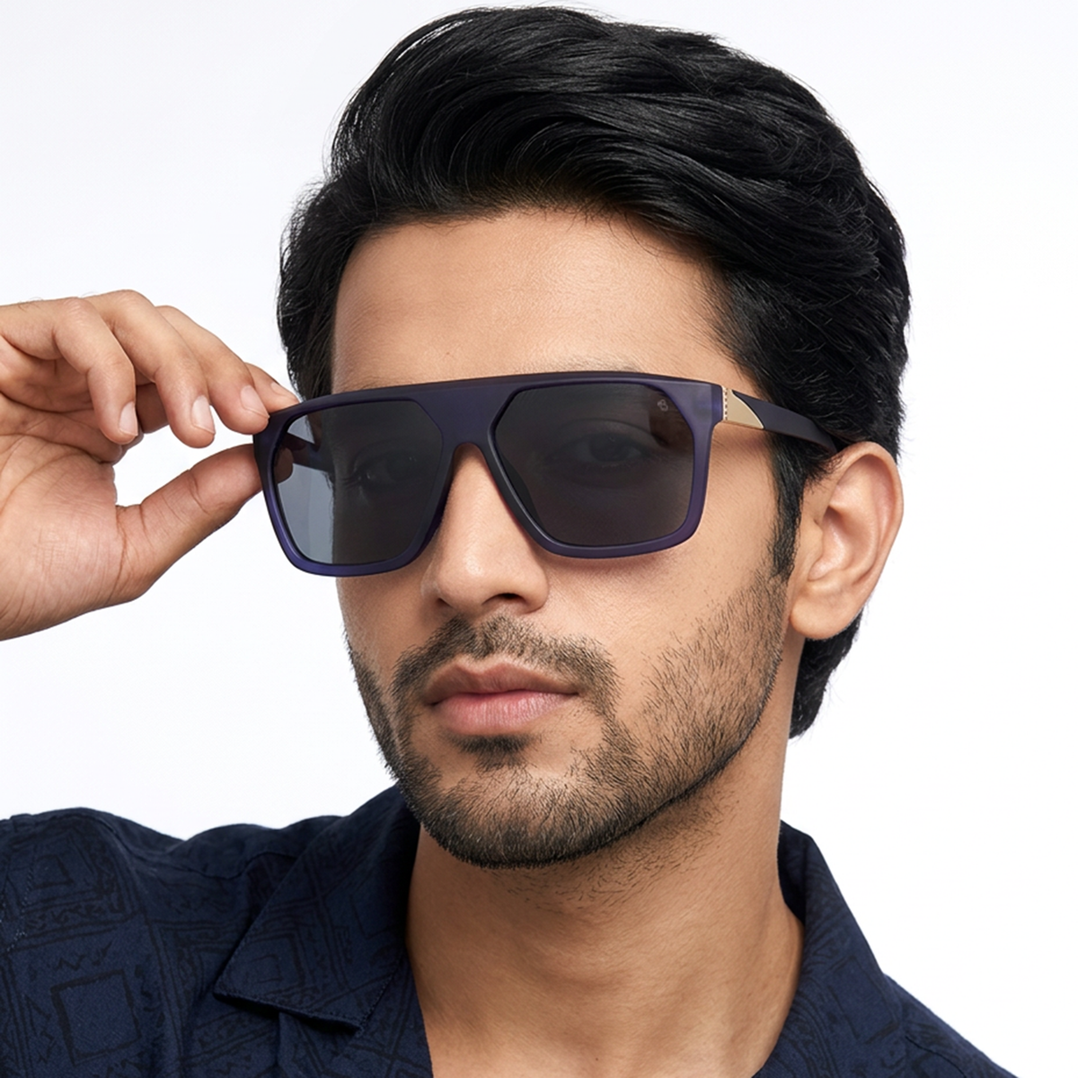 Eyejack Blue Wayfarer Sunglasses for Men & Women (8024CL1051)